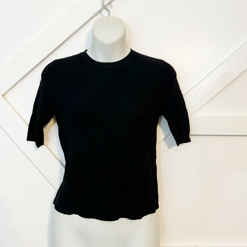 360 Sweater Italian Yarn Knit Short Sleeve Crop Length Top Black Sz XS